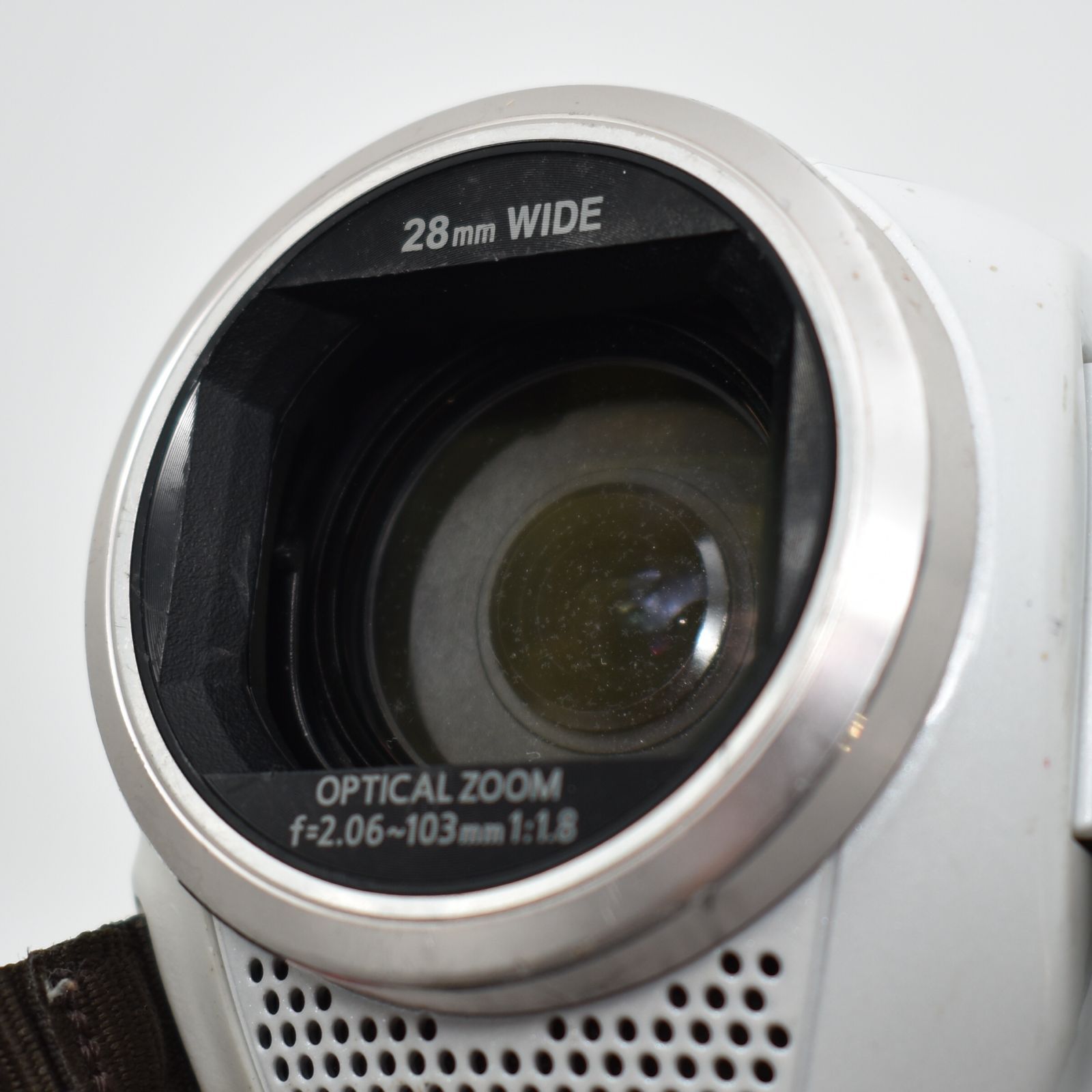 パナソニック デジタルハイビジョンビデオカメラ V520  ホワイト パナソニック デジタルハイビジョンビデオカメラ ホワイト HC-V520M-W