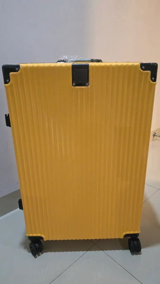 50%割引 ♥ 28インチ イエロー アルミニウム キャリアー 預け荷物用