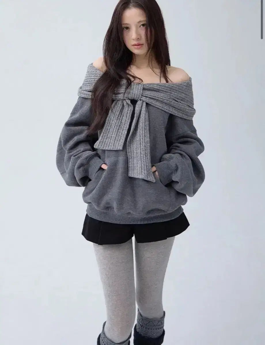 THETIS LEE リボ フーディー チャコール