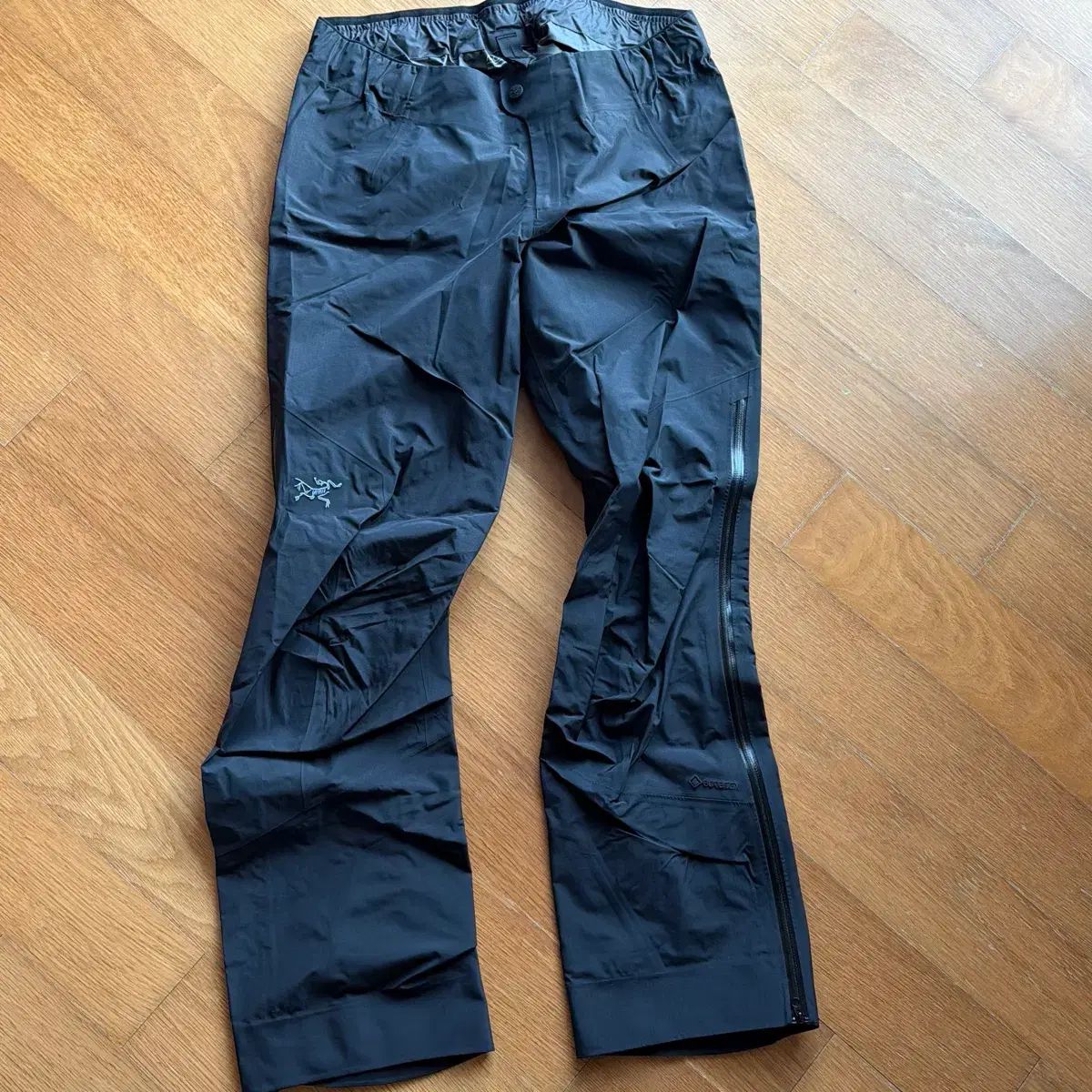 アークテリクス GORE TEX パンツ m