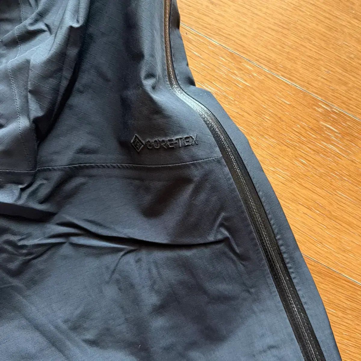 アークテリクス GORE-TEX パンツ m