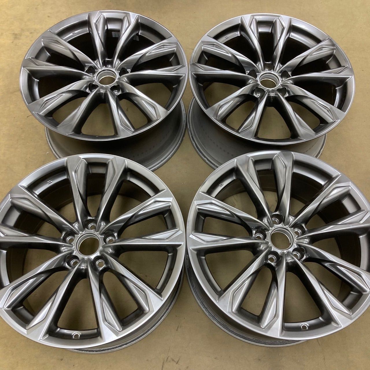 レクサス IS 19インチ 8 5 j 45 9 60 PCD 114 3