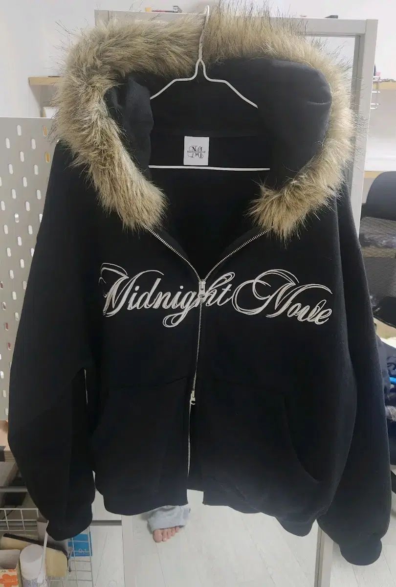 ミッドナイトムーブ ファーヘア フードジップアップ ブラック hair hood zip up