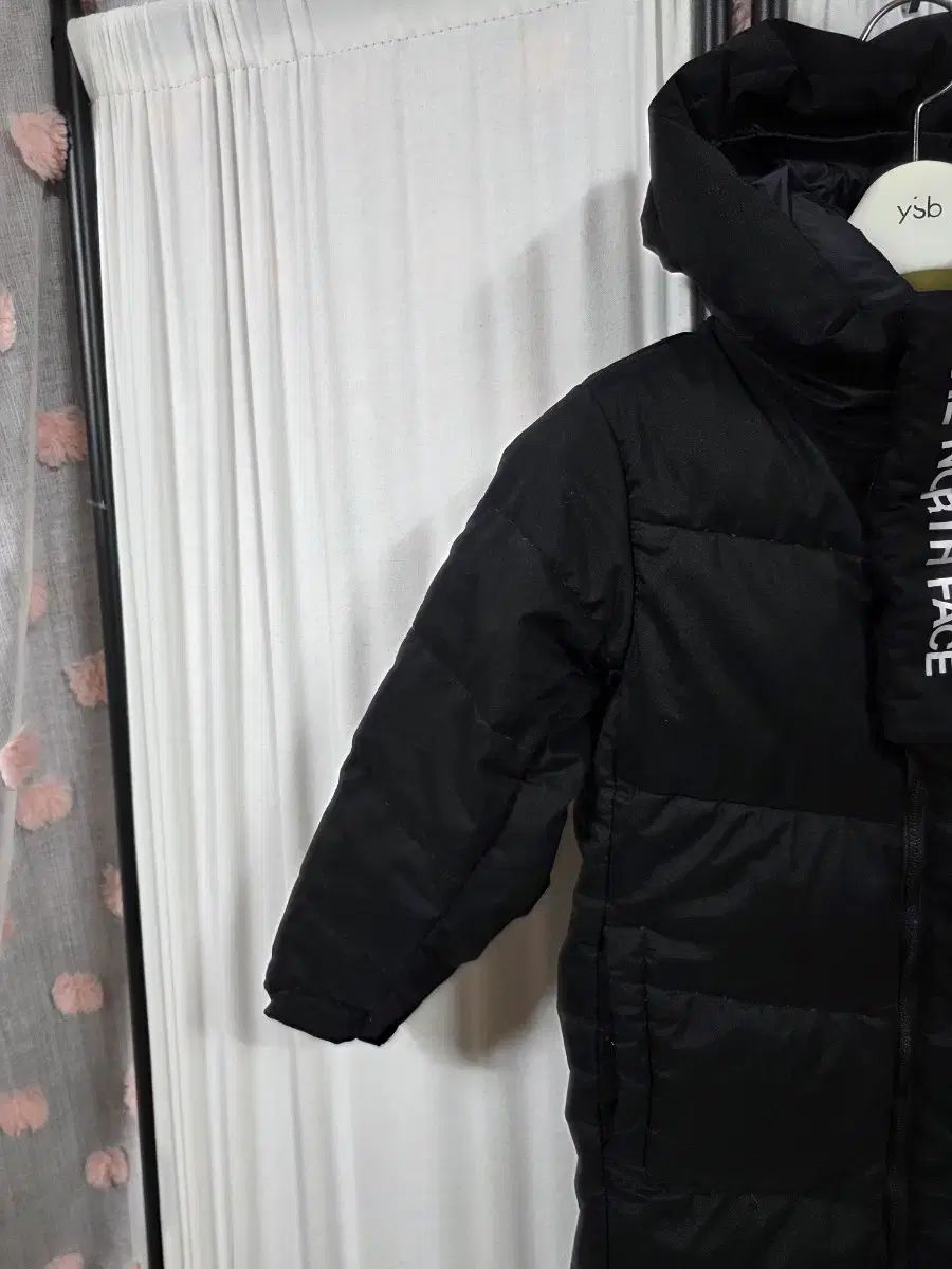 グースダウン ロング丈ダウンジャケット