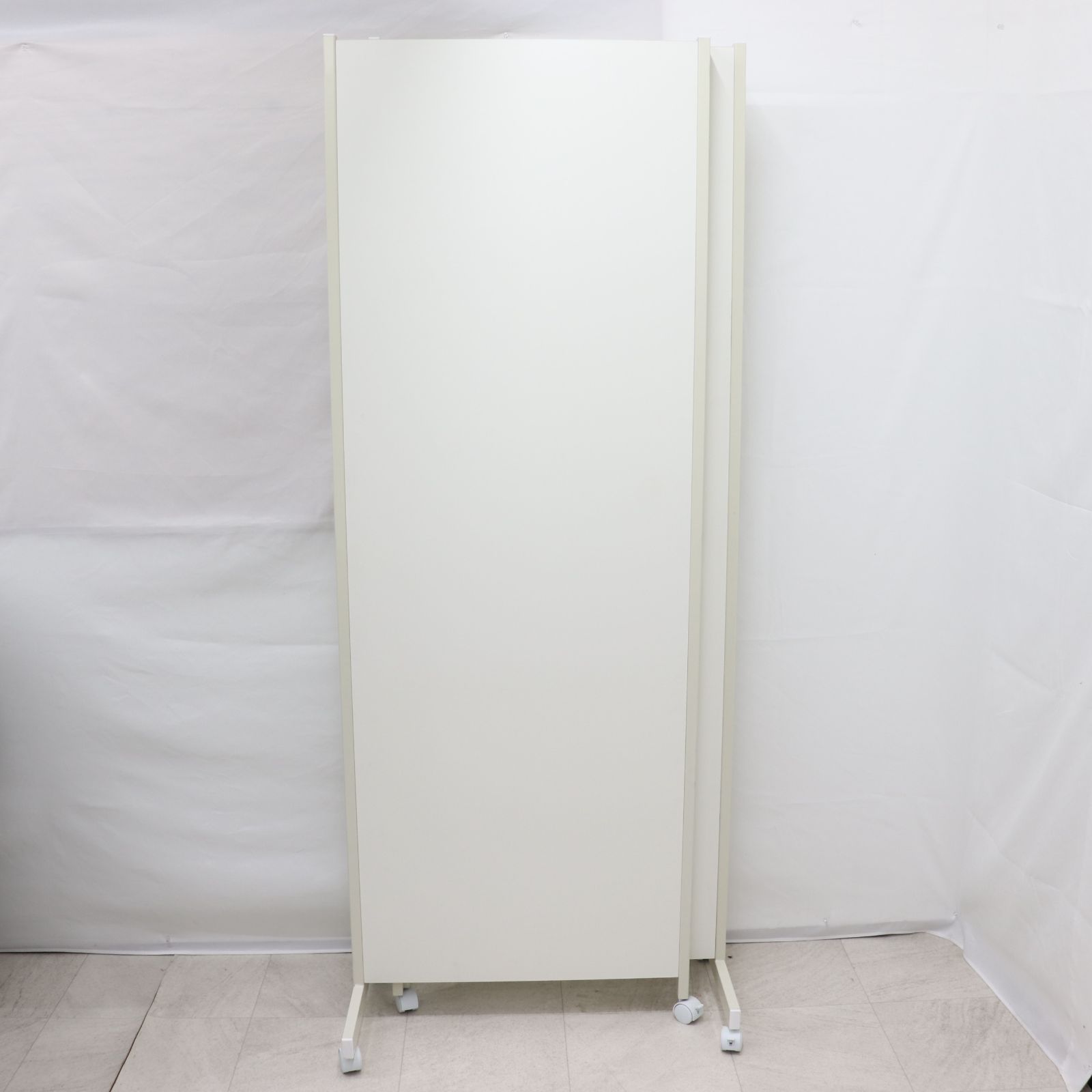 【愛知県愛西市】３連パーテーション ホワイト (幅1850mm × 奥行き400mm × 高さ1800mm) オフィス 事務所 業務用品 直接引取対応 即日発送 ラクル業務館