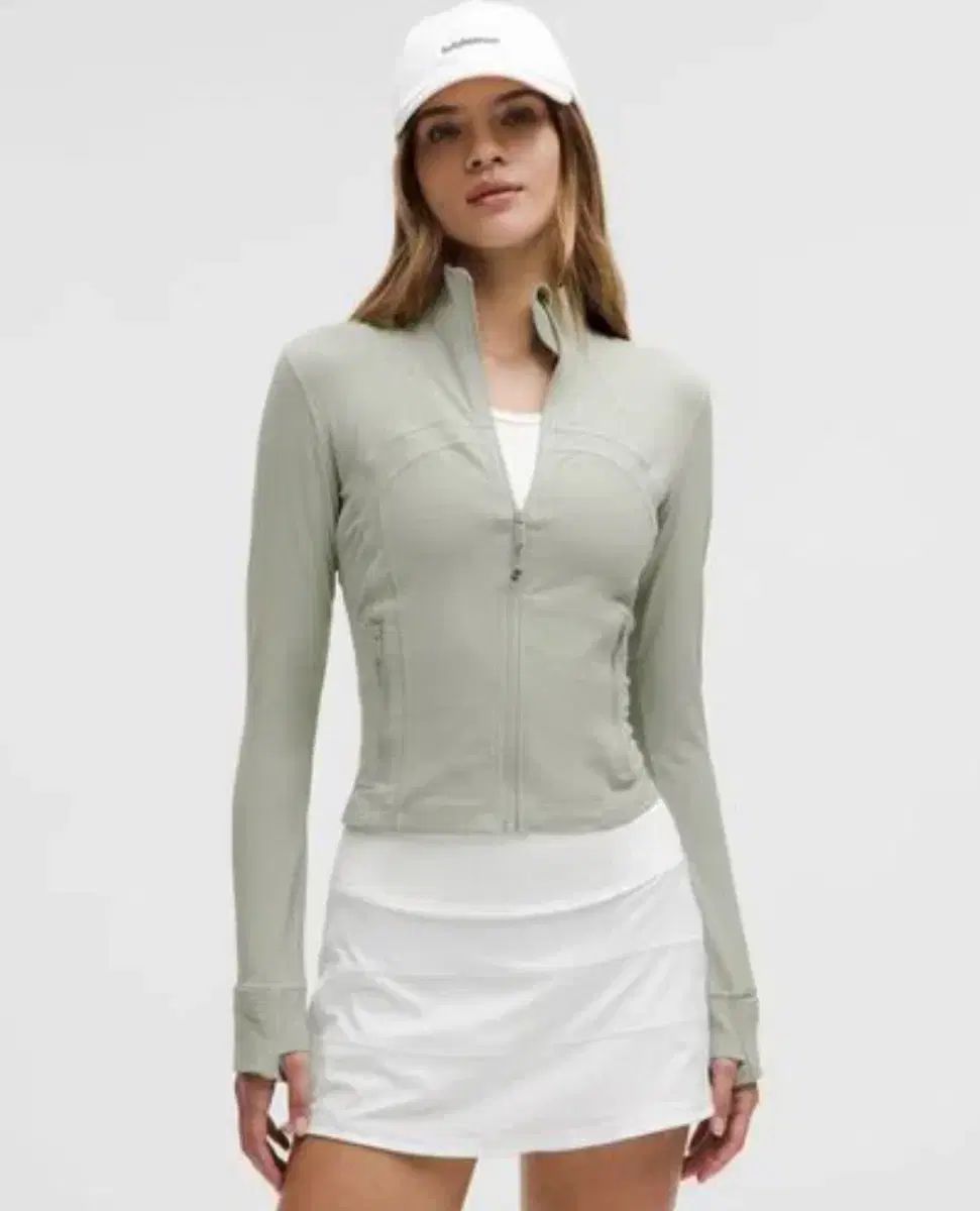 lululemon ディファイン クロップド ジャケット リード