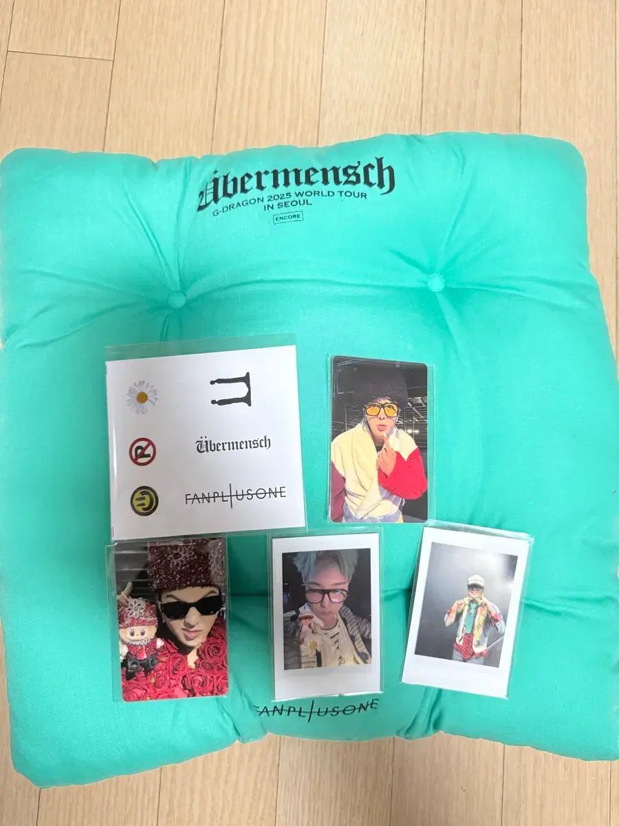 G DRAGON ジードラゴン ＆ メンバー ゾーン クッション トレカ