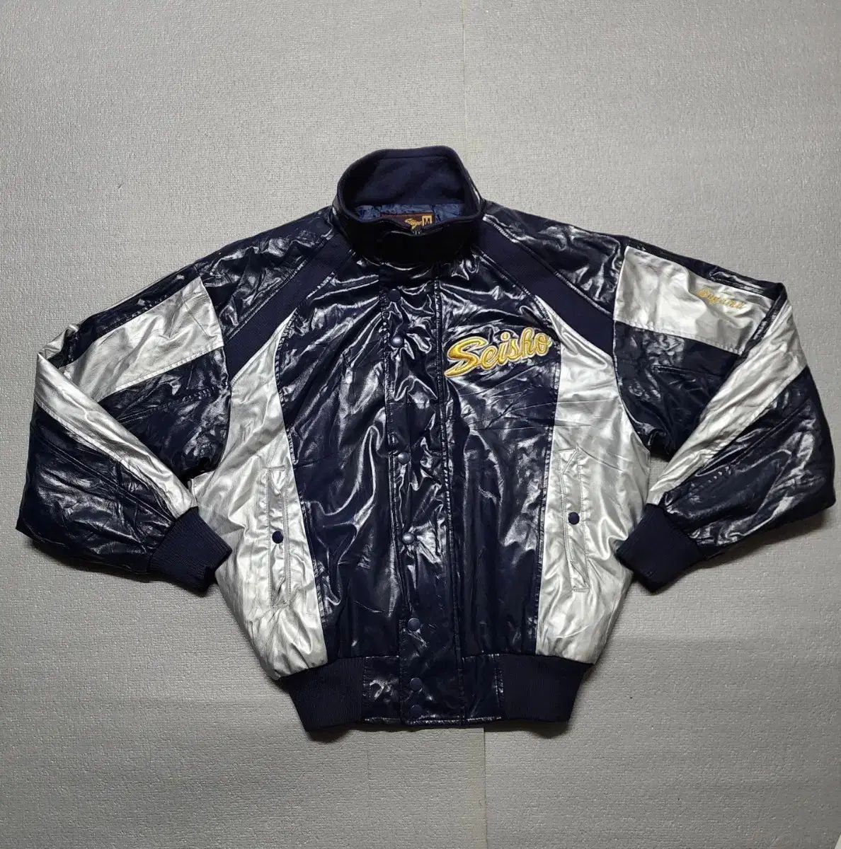 Mizuno Victory Stage ジャケット ブラック　銀　光沢コート ヴィンテージ ミズノ ヴィクトリー STAGE 光沢 野球 アウター