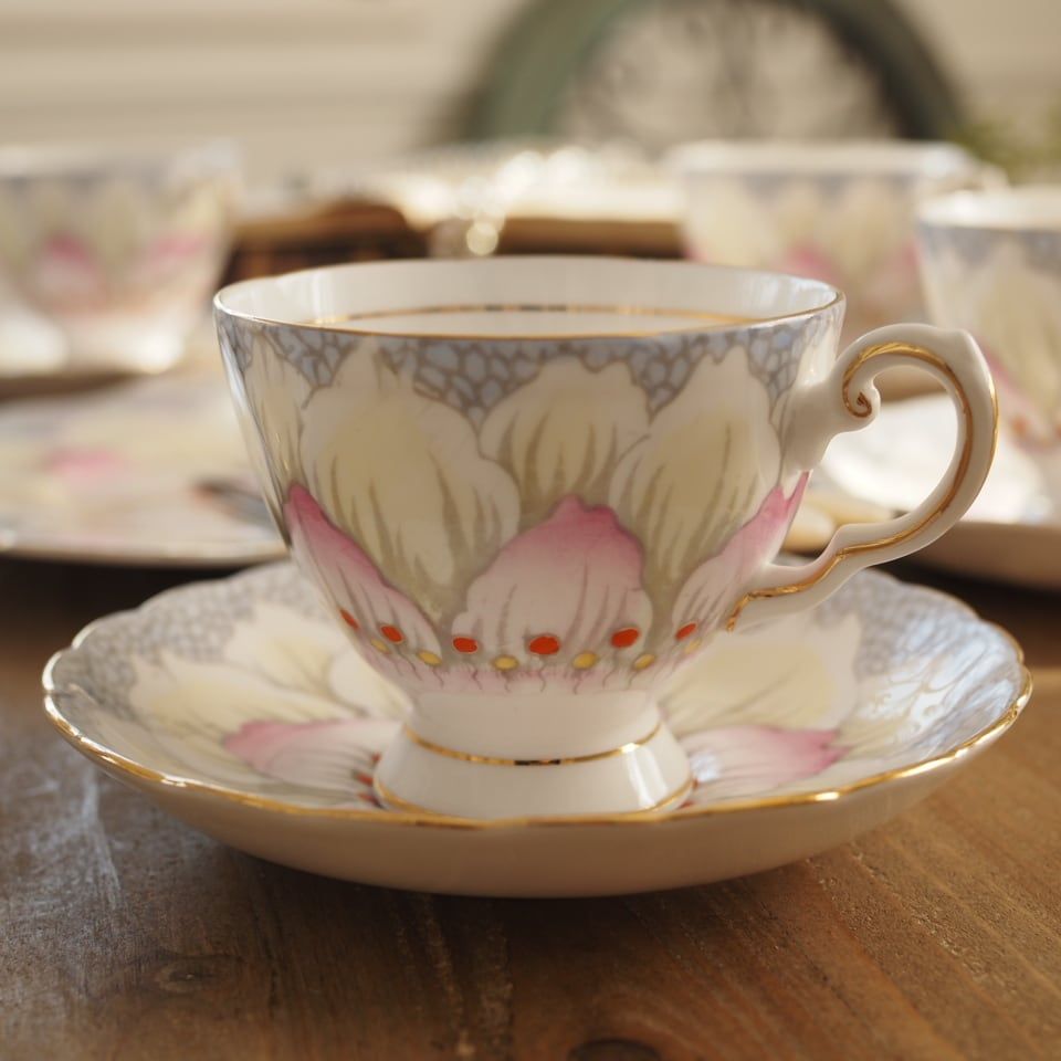 英国タスカンTUSCAN LOTUSピンク カップ＆ソーサー F 2