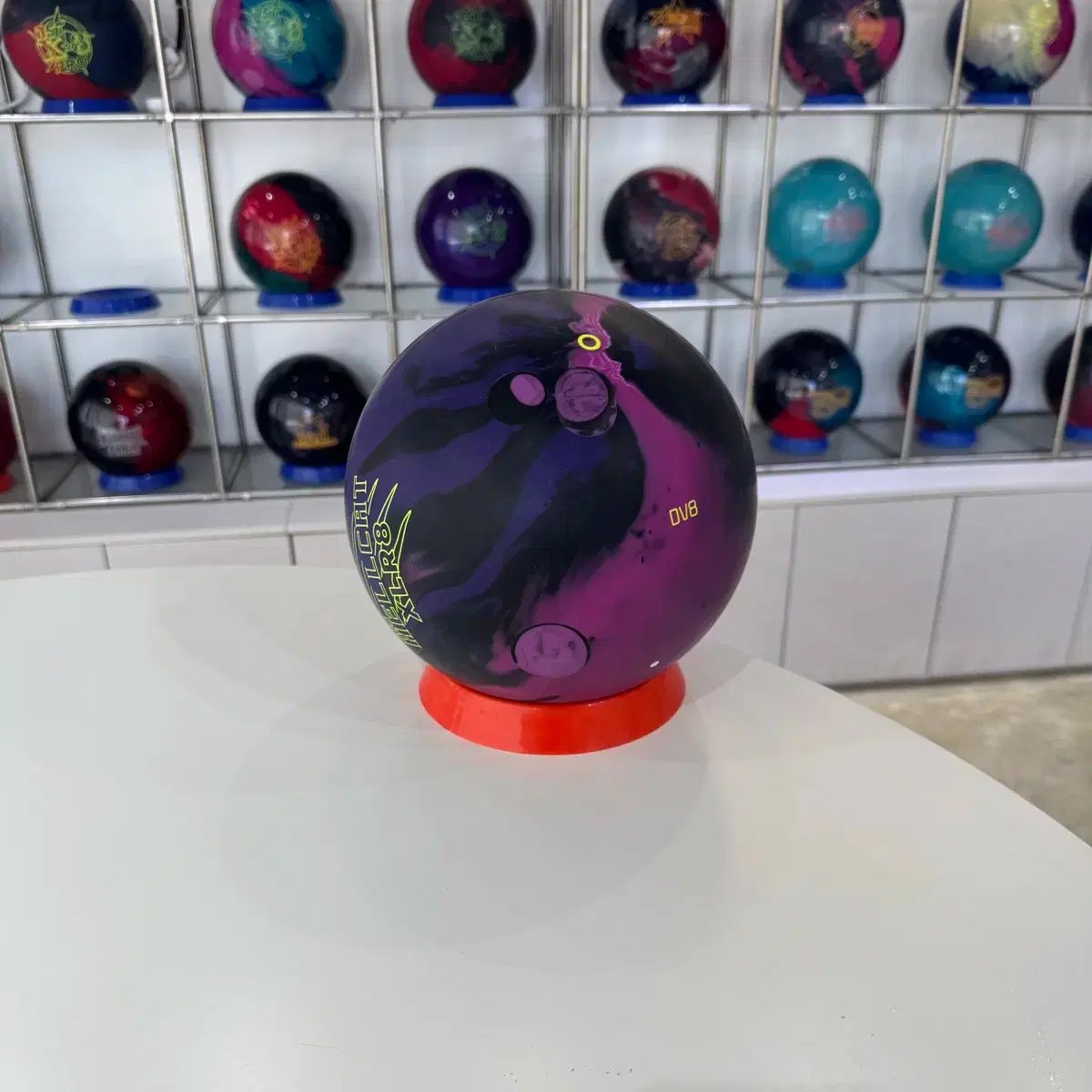 ヘルキャット ボーリングボール リース加工