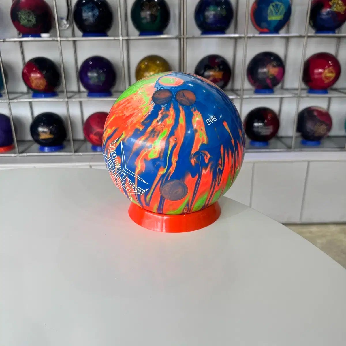 ブルータルコリジョン ボーリングボール リース加工