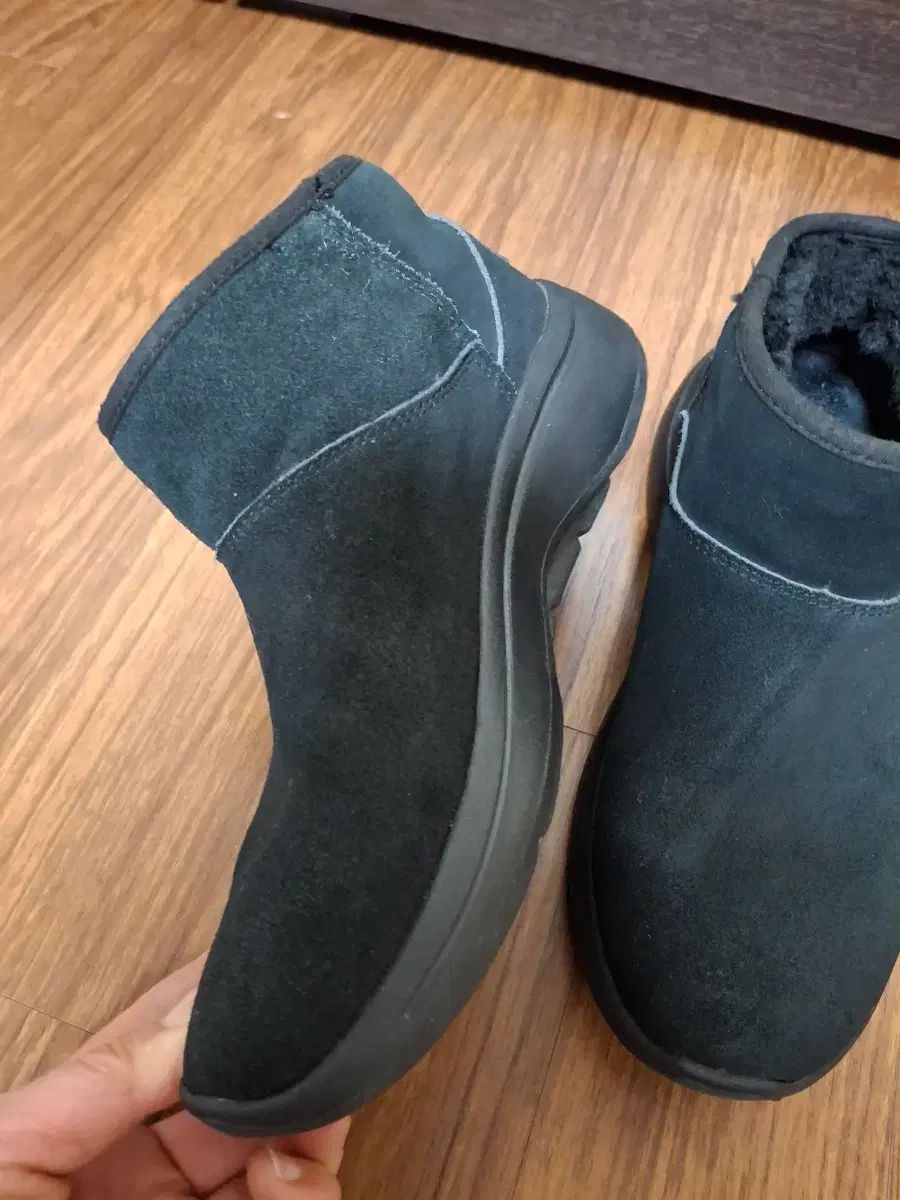 スケッチャーズ