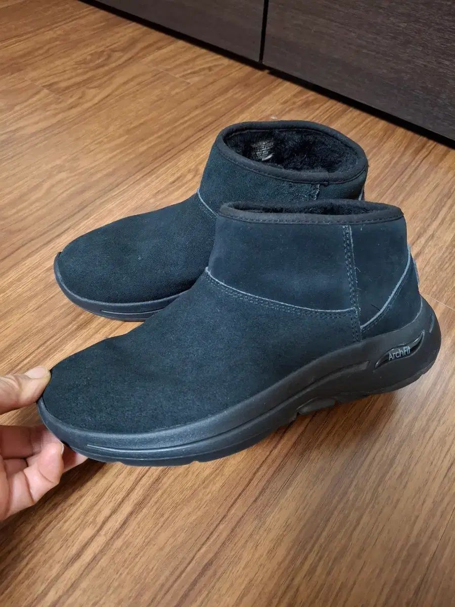 スケッチャーズ ブーツ 235 cm