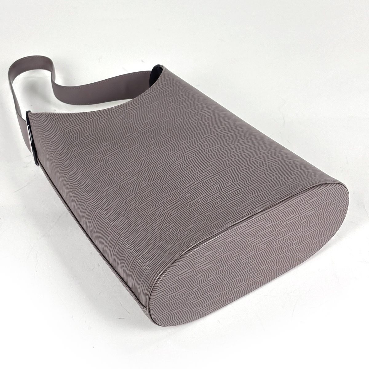 ルイヴィトン M5281B エピ ヴェルソー ライラック ハンドバッグ ルイヴィトンヴェルソー 14127 ライラック レディース エピレザー ワン