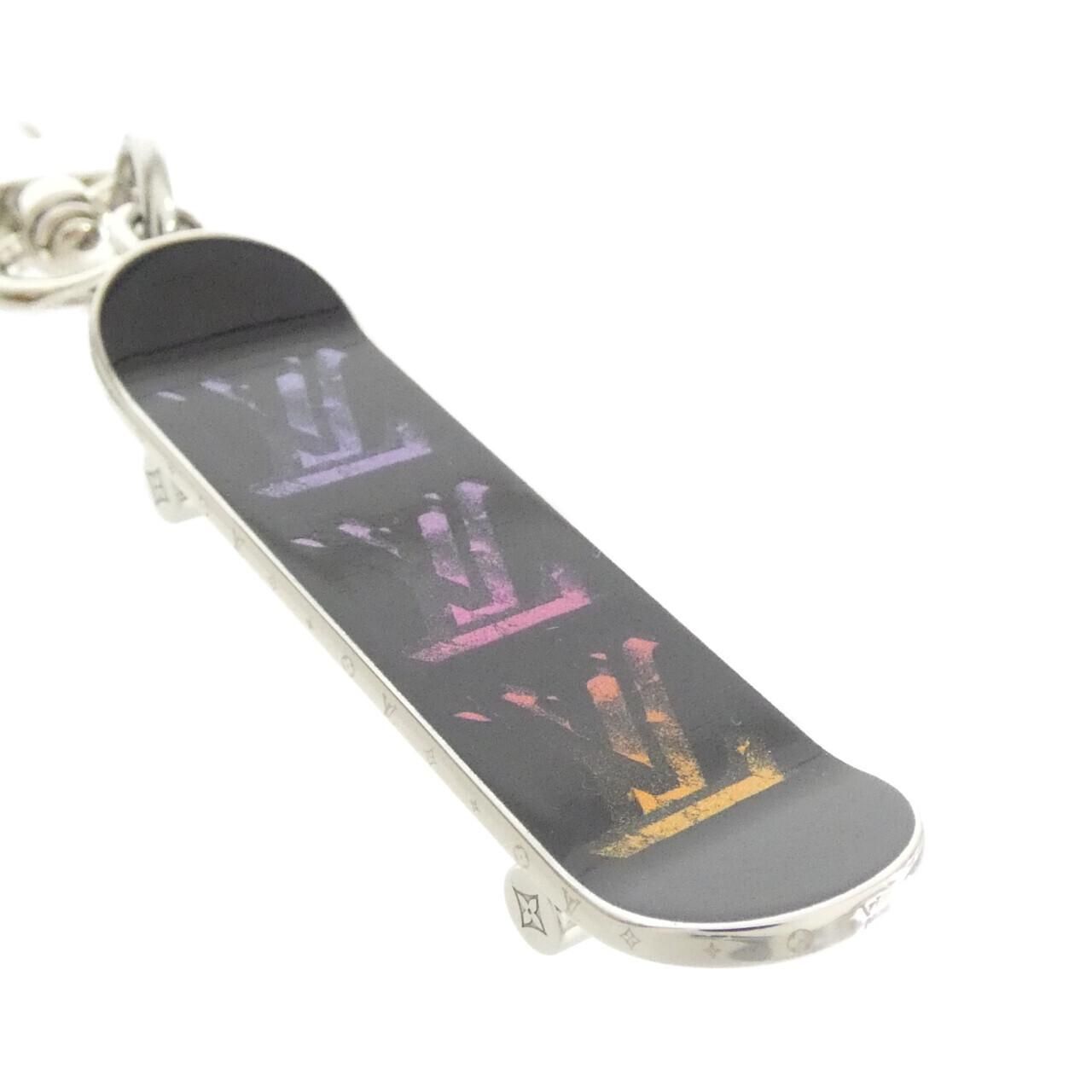 ルイヴィトン ビジューサック スケートボード MP3269 キーリング