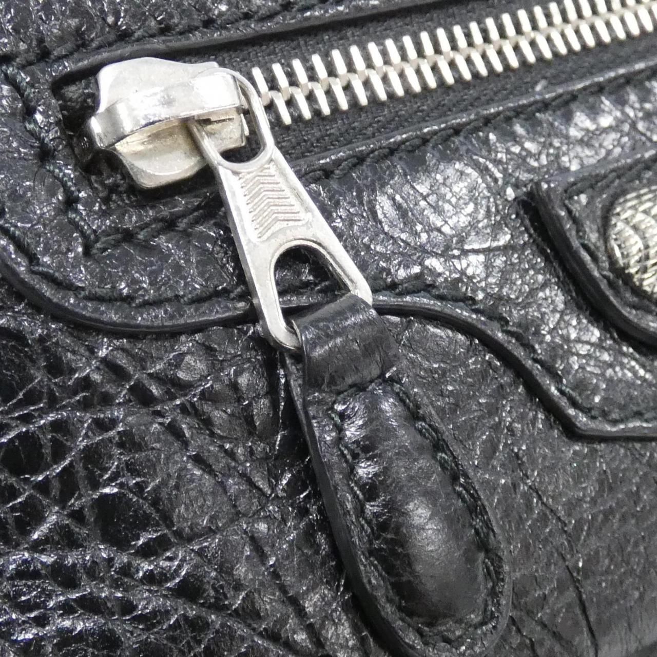 【美品〜良品】バレンシアガ ジャイアント エンベロープ ショルダーバッグ バレンシアガ ジャイアント エンベロープ 327079 D94IN ショルダー