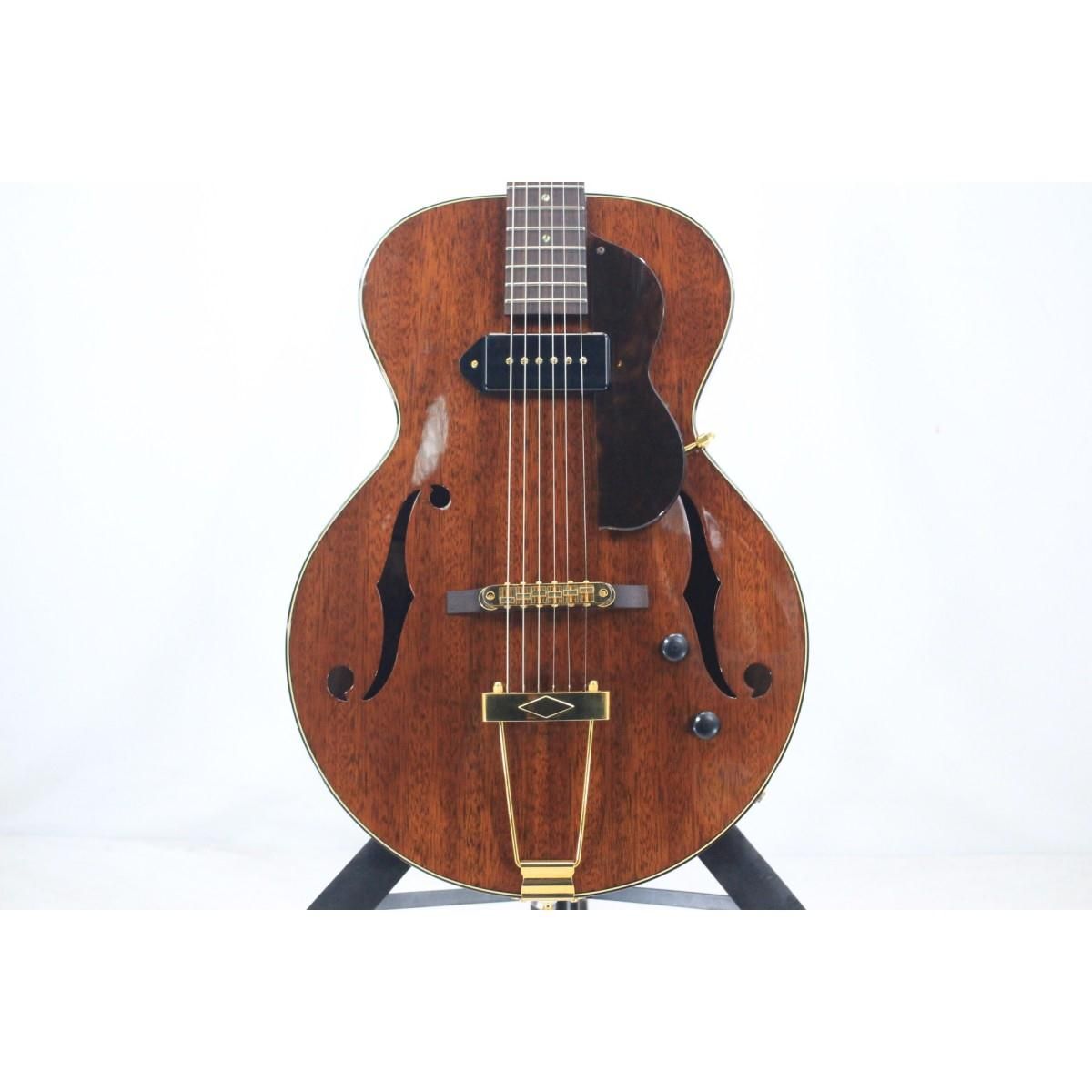 ＲＯＺＥＯ ＬＡＤＹＢＵＧ ＭＡＨＯＧＡＮＹ