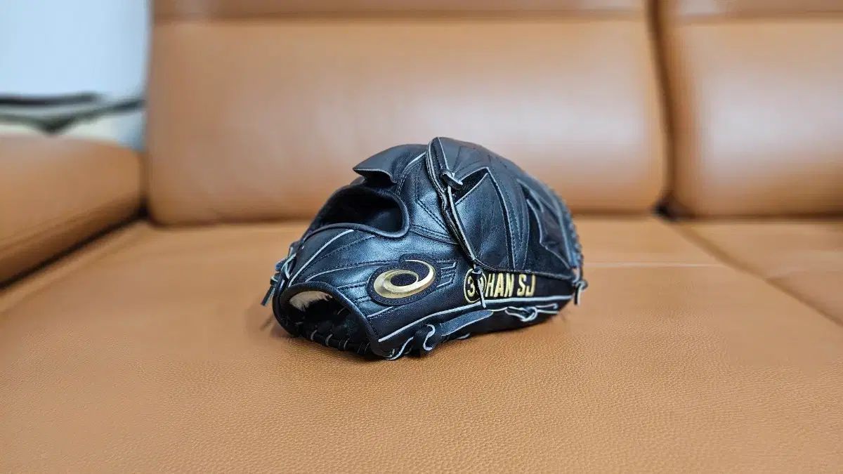 アシックス 硬式野球 投手用グローブ