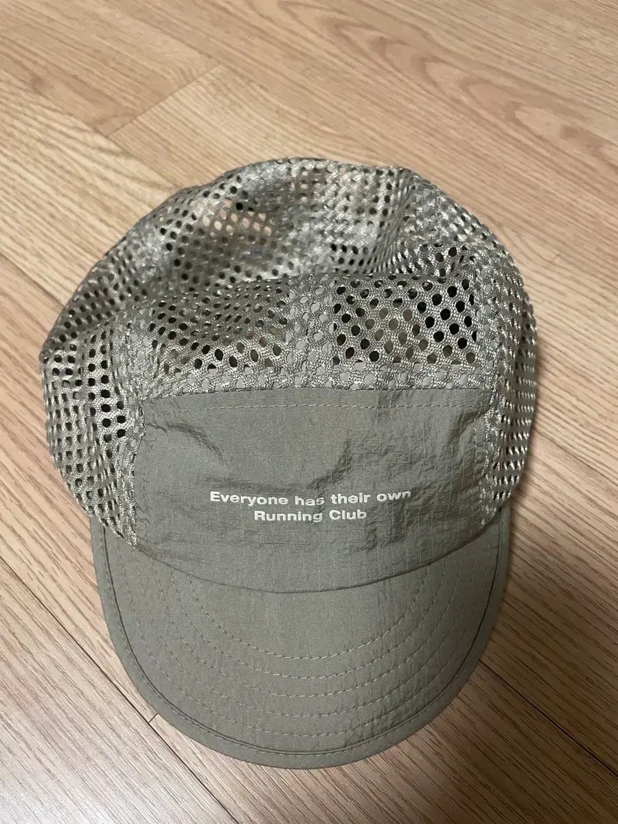 ランニングクラブ メッシュ キャップ 帽子 カーキ