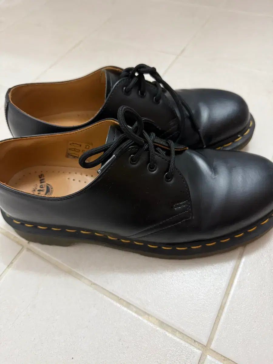 DR MARTENS ドクターマーチン スムース270