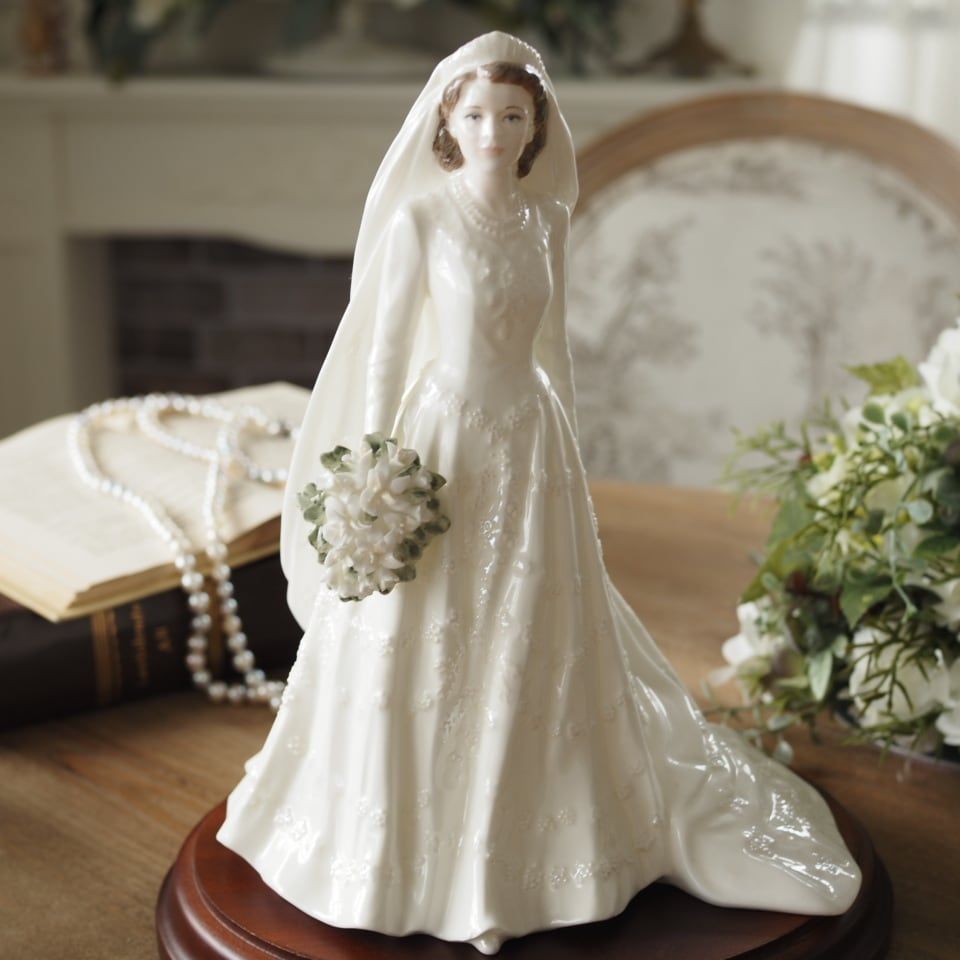 美品 英国コールポート 限定フィギュリン Queen ウェディング☆台座