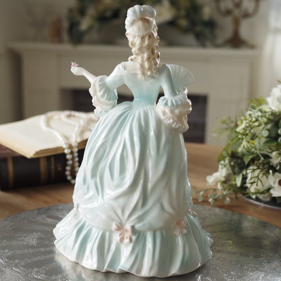 フィギュリン マリーアントワネット