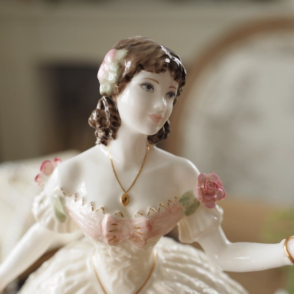 希少 英国コールポート フィギュリン オリビアOlivia 1997年製 台座