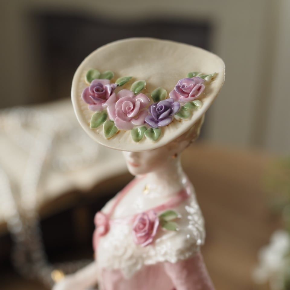 英国コールポートフィギュリン