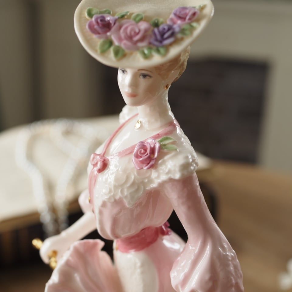 ウィンブルドン2001年　コールポート　フィギュリン　Winning Lady 希少 英国コールポート フィギュリン オリビアOlivia 1997年製 台座