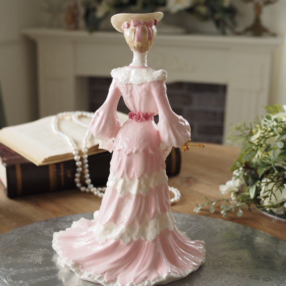 英国コールポートフィギュリン