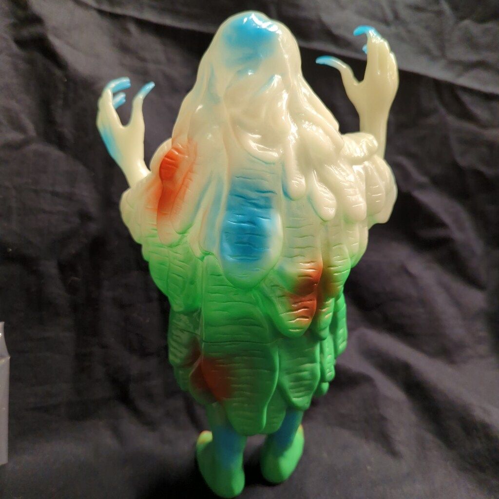 ハンサムタロウエム 悪魔くん 水妖怪 蓄光x緑成型 - メルカリ