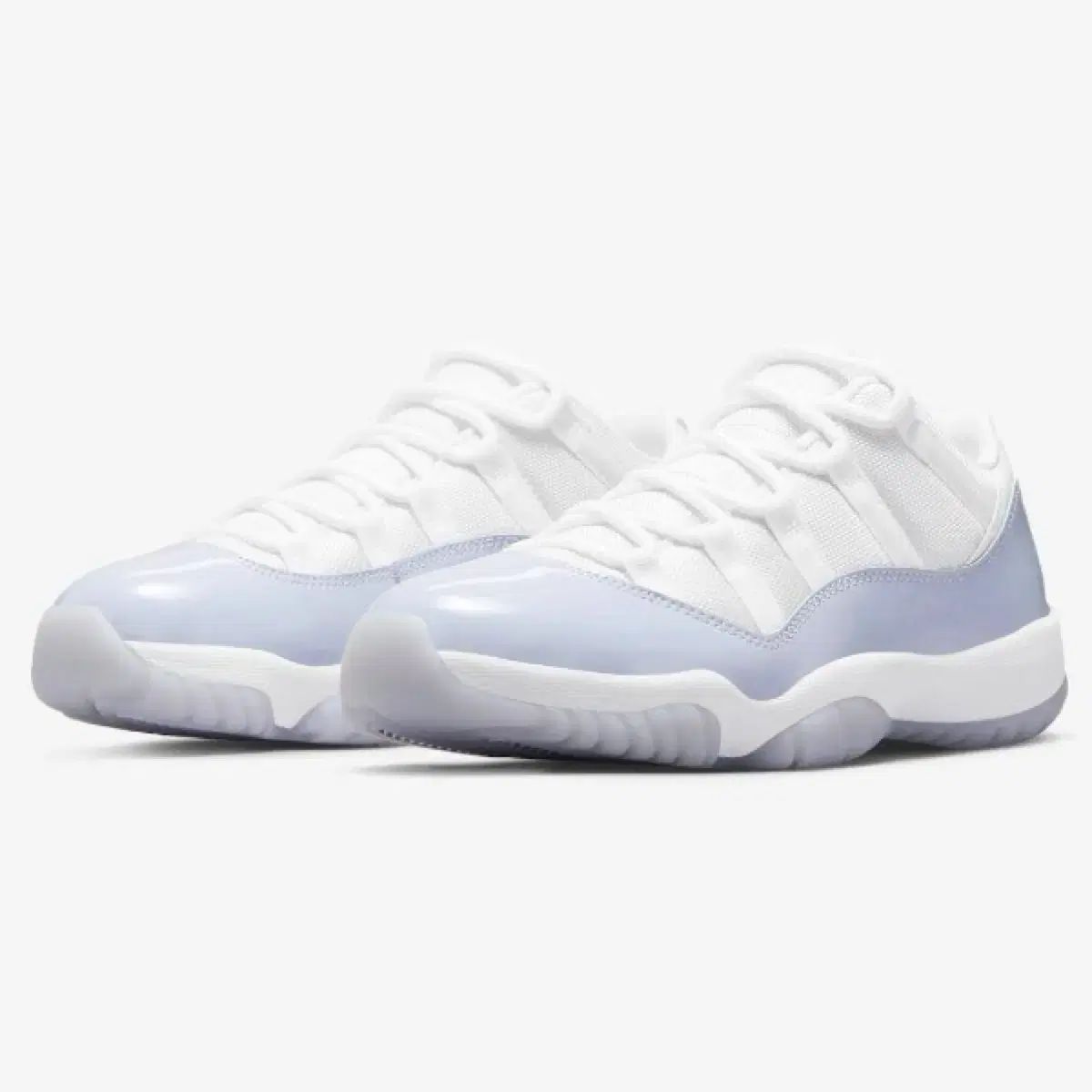 W ジョーダン 11 レトロ ロー ピュア バイオレット