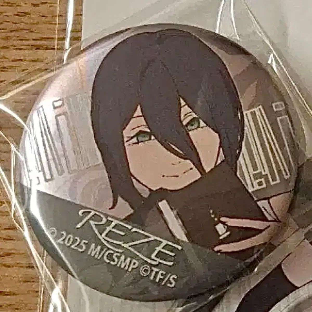 チェンソーマン レゼ REZE 缶バッジ 日本