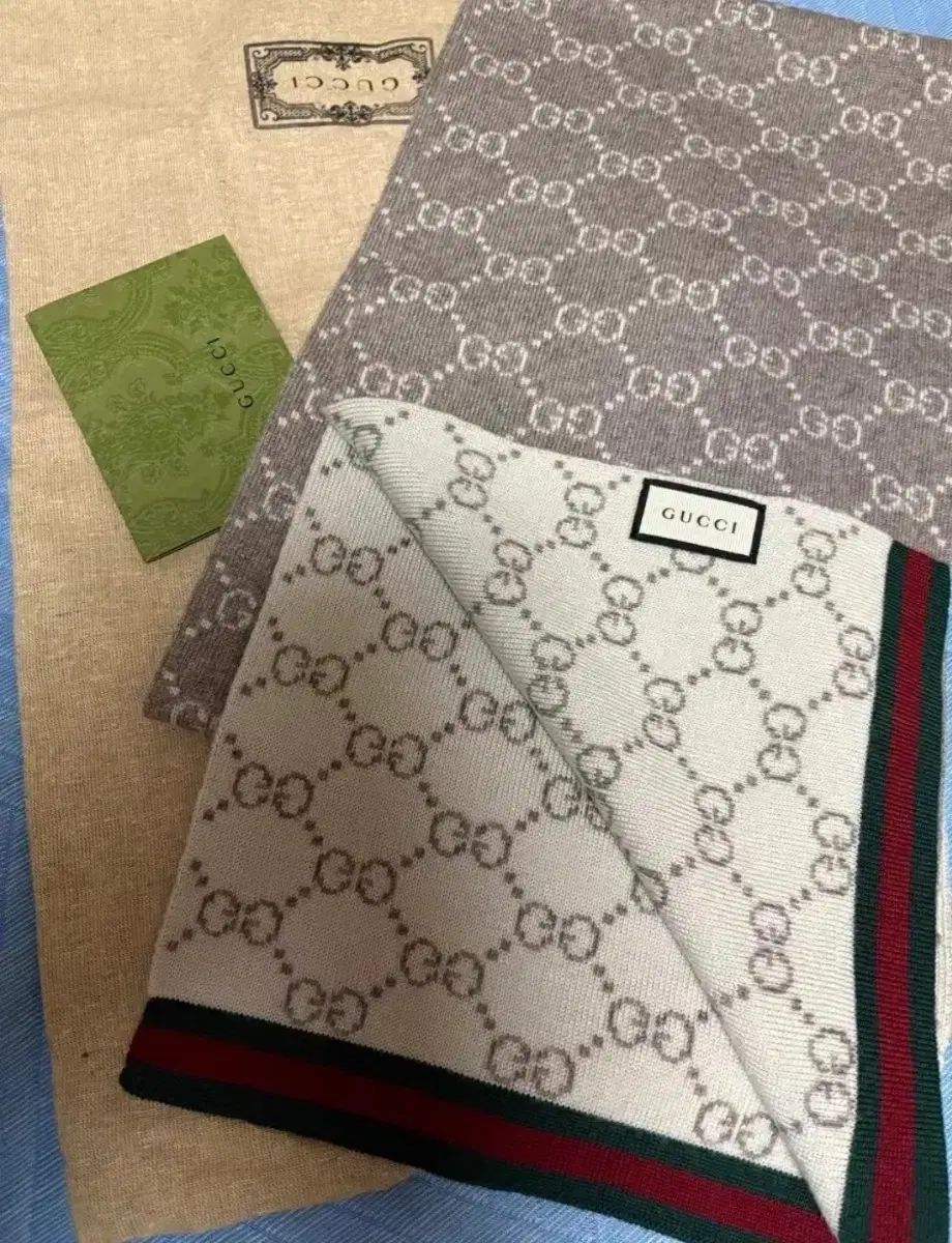 グッチ ツートン マフラー ベージュ