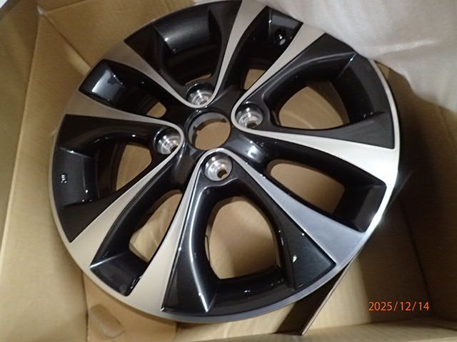 1本 スズキ ワゴンR スティングレー MH 34 S スペーシア MK 42 15 x 4 5 J 45 アルミ 43210 72 M 51 ZMS