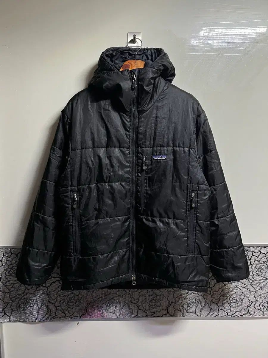 00 s patagonia patta パーカ