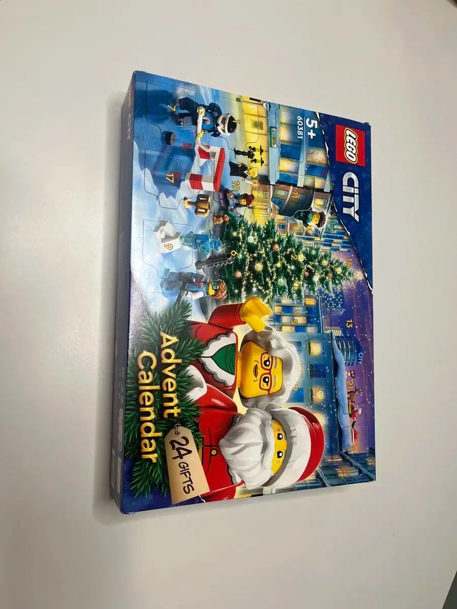 LEGOブロック 60381 シティ アドベントカレンダー 2025