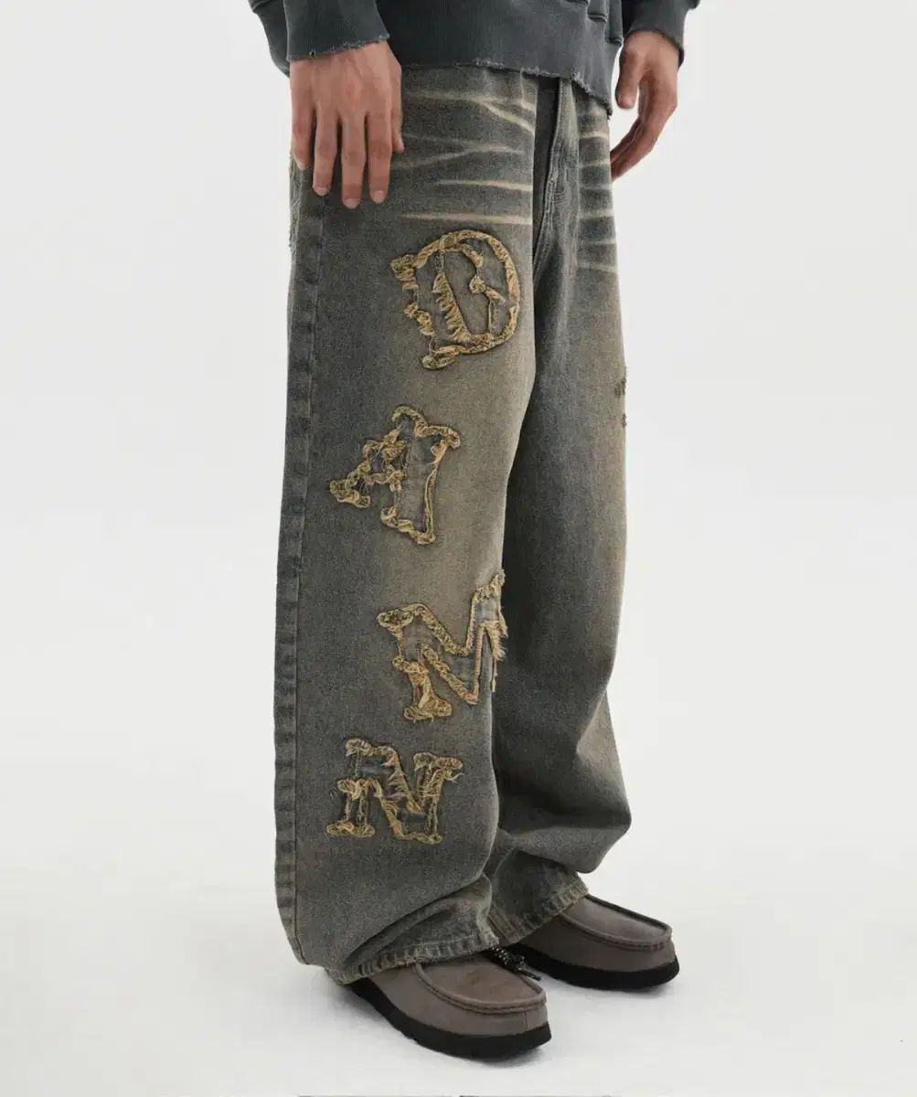 ラリークラーク パッチ ウォッシュ デニム ズボン XL