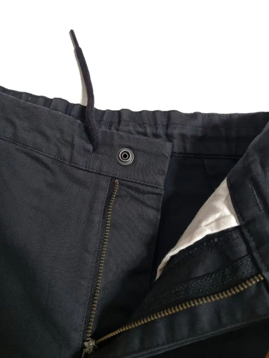 ブラック ストレッチ