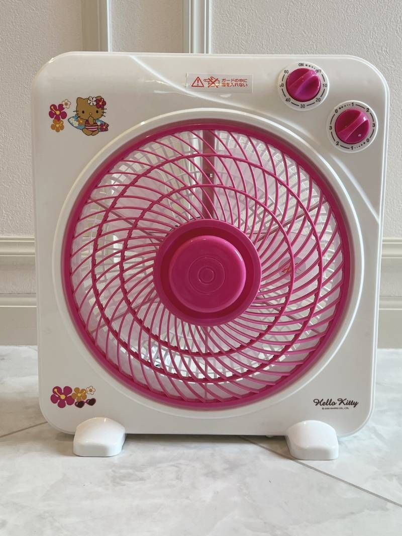 Hello kitty ハローキティ 扇風機 サンリオ当たりくじ サンリオ 日焼け