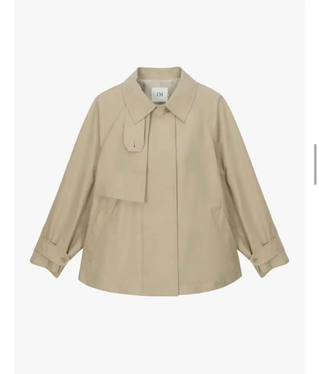 itMICHAA イッミシャ ショートトレンチ ベージュ 66 サイズ