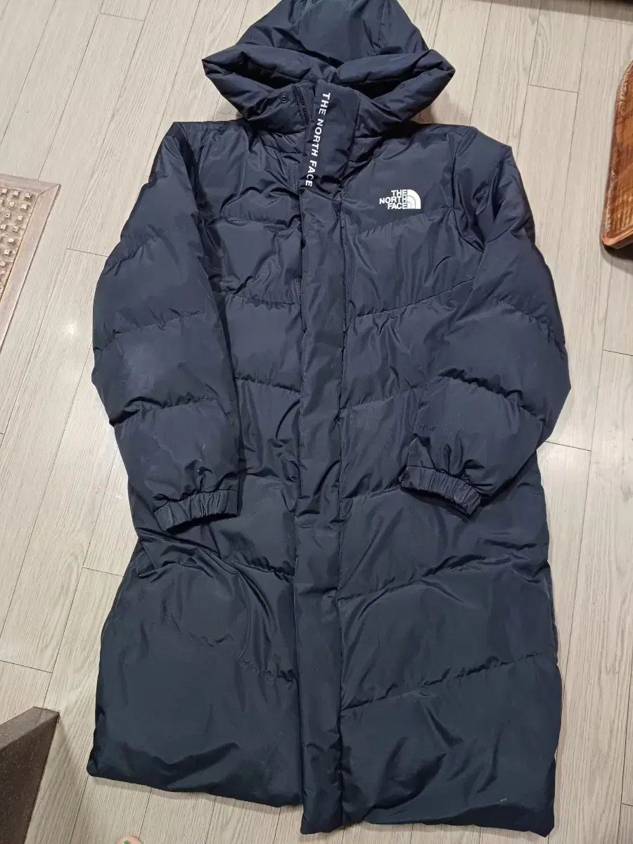 THE NORTH FACE ザノースフェイス ロング丈ダウンジャケット ブラック 105 きれいです