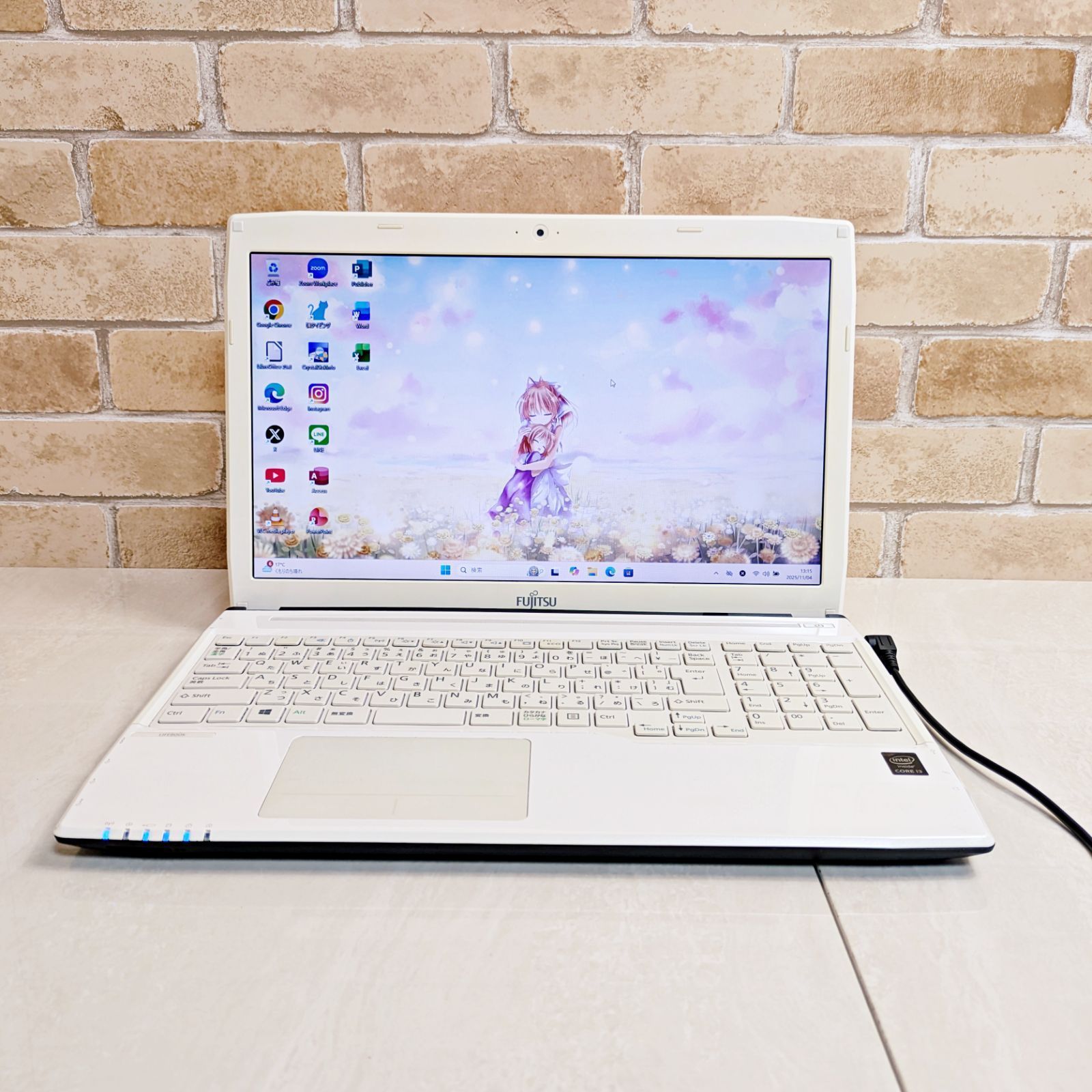 美品☆オフィス付き Office2021☆新品SSD/メモリ8GB☆初心者OK