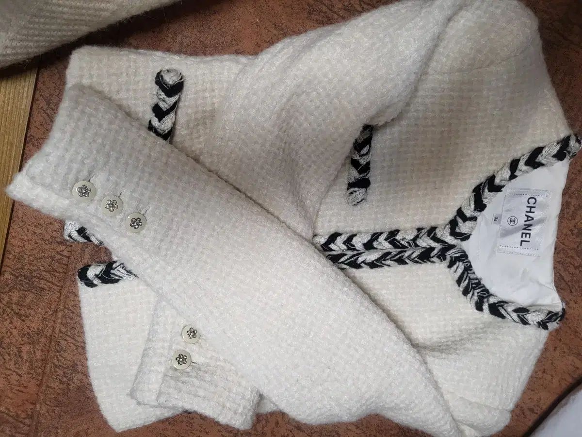 シャネル ツイードジャケット 55