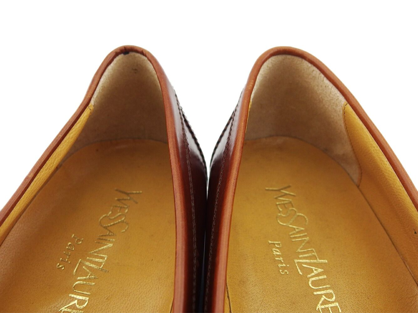 【BIGお買い物ラリー★30%OFFセール中】サンローラン SAINT LAURENT ローファータッセル ♯25EEE パーフォレーション ブラウン ベージュ レディース 中古 最大30％OFF☆年末SALE】サンローラン SAINT LAURENT ローファー