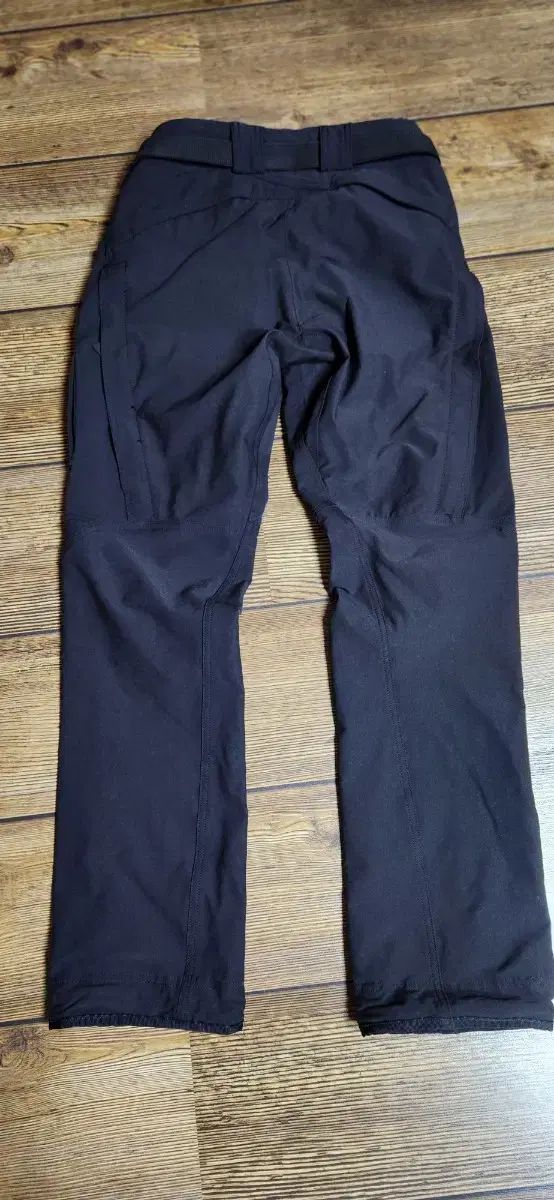 クレッタルムーセン EVNNE ズボン XS 2 0 レイブン