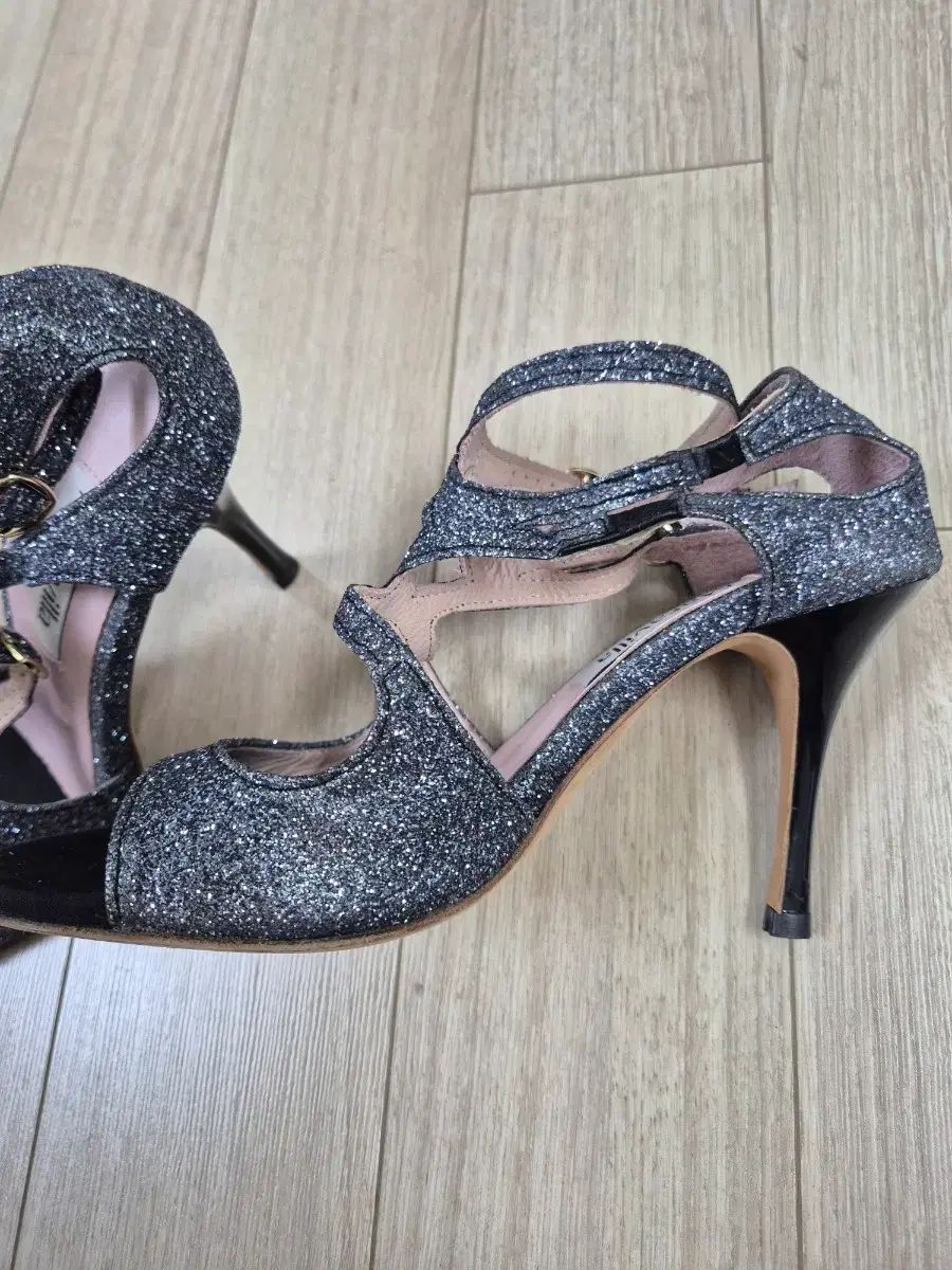 タンゴシューズ 235