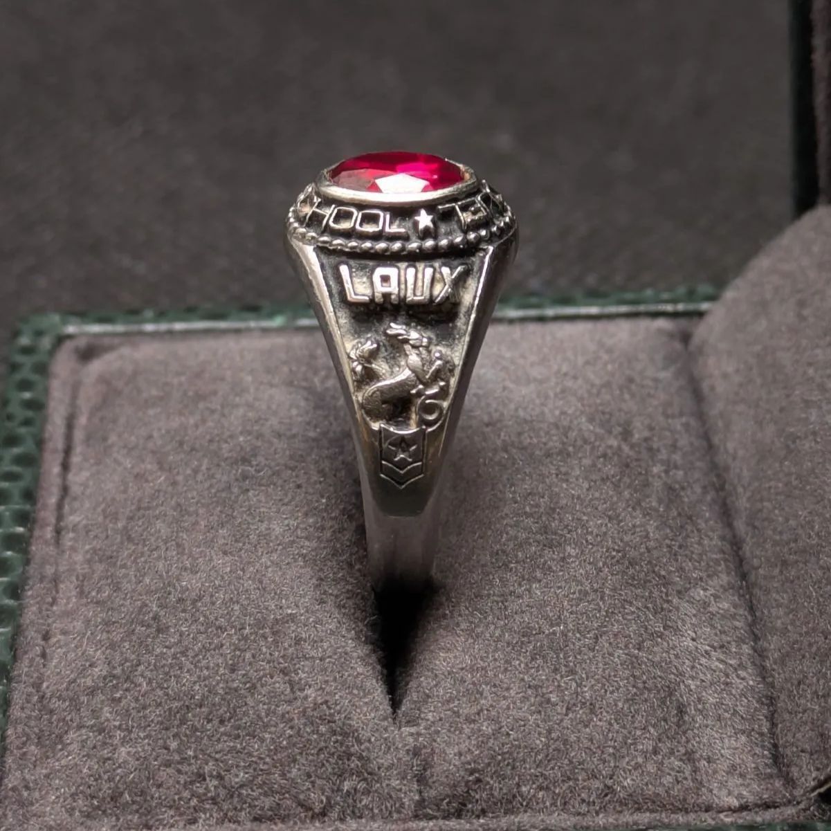 JOSTENS LTM カレッジリング 2001年 16号 LAUXヴィンテージ - メルカリ