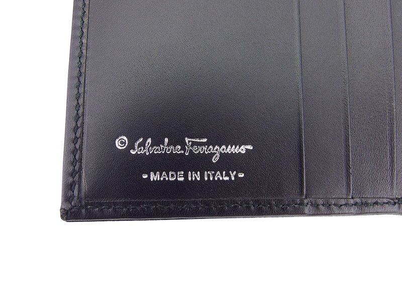 最大30％OFF】サルヴァトーレフェラガモ Salvatore Ferragamo 三つ折り