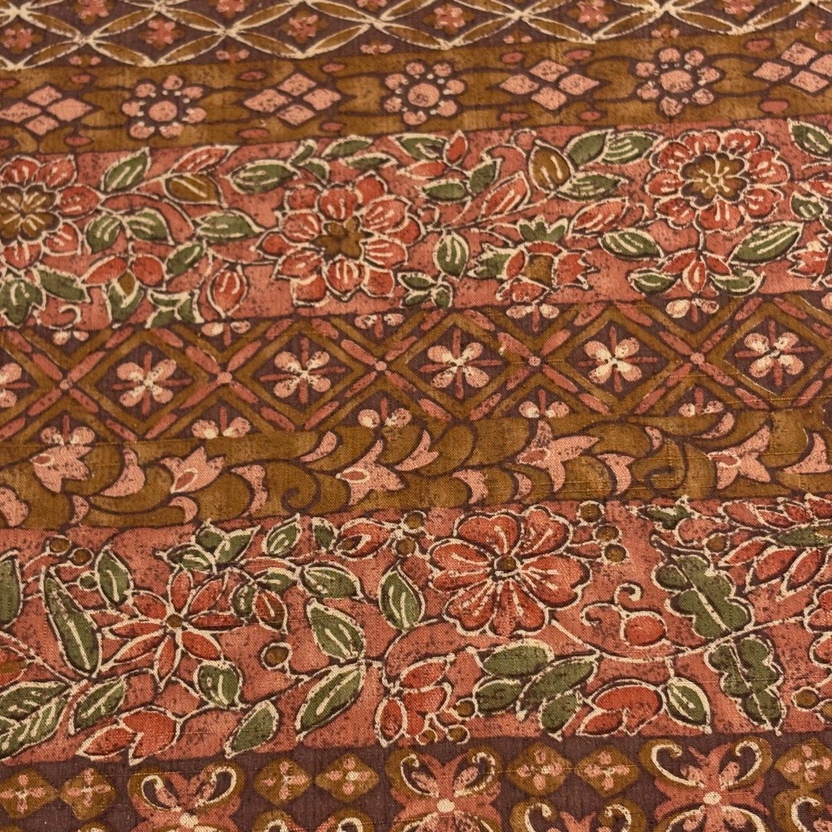 反物 秀品 小紋 紬地 証紙有 草花 菱 茶色 正絹